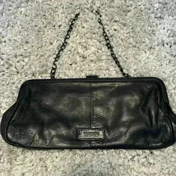 Kenneth Cole reaction leather purse - Picture 1 of 6